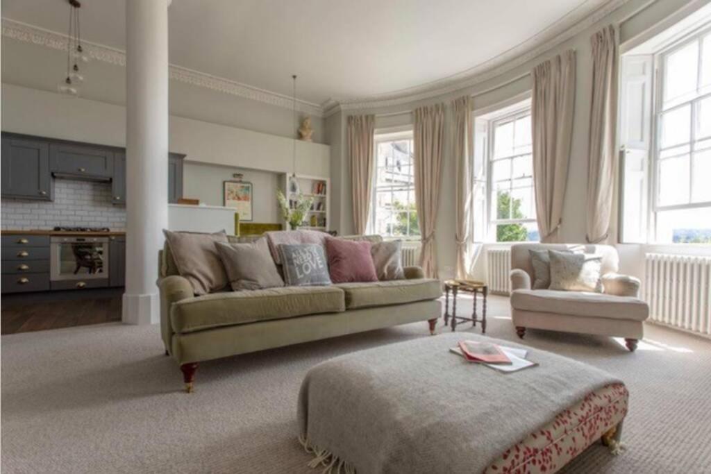 Appartamento Stylish Georgian Retreat Bath Esterno foto